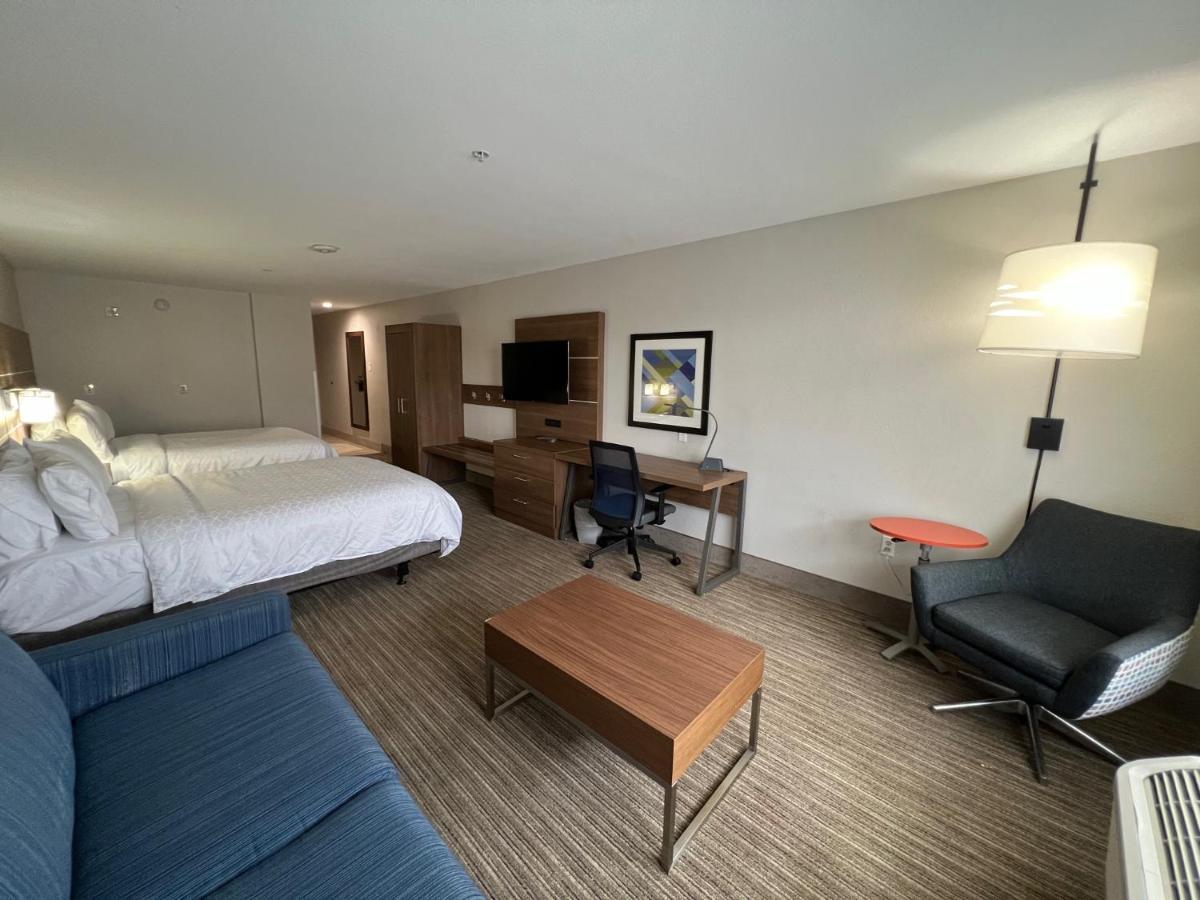 Holiday Inn Express Hotel & Suites Lake Elsinore By Ihg Exterior photo