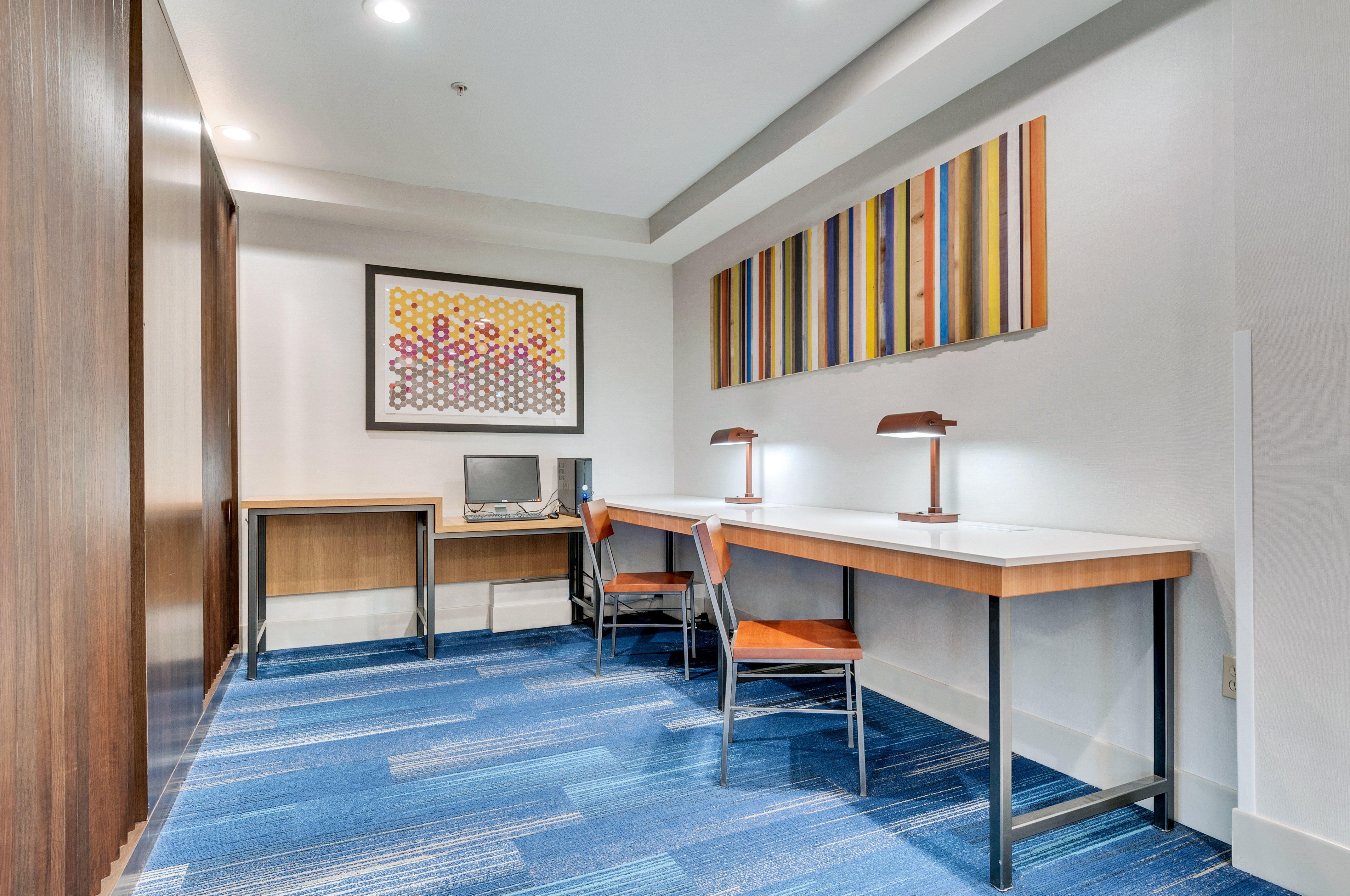 Holiday Inn Express Hotel & Suites Lake Elsinore By Ihg Exterior photo