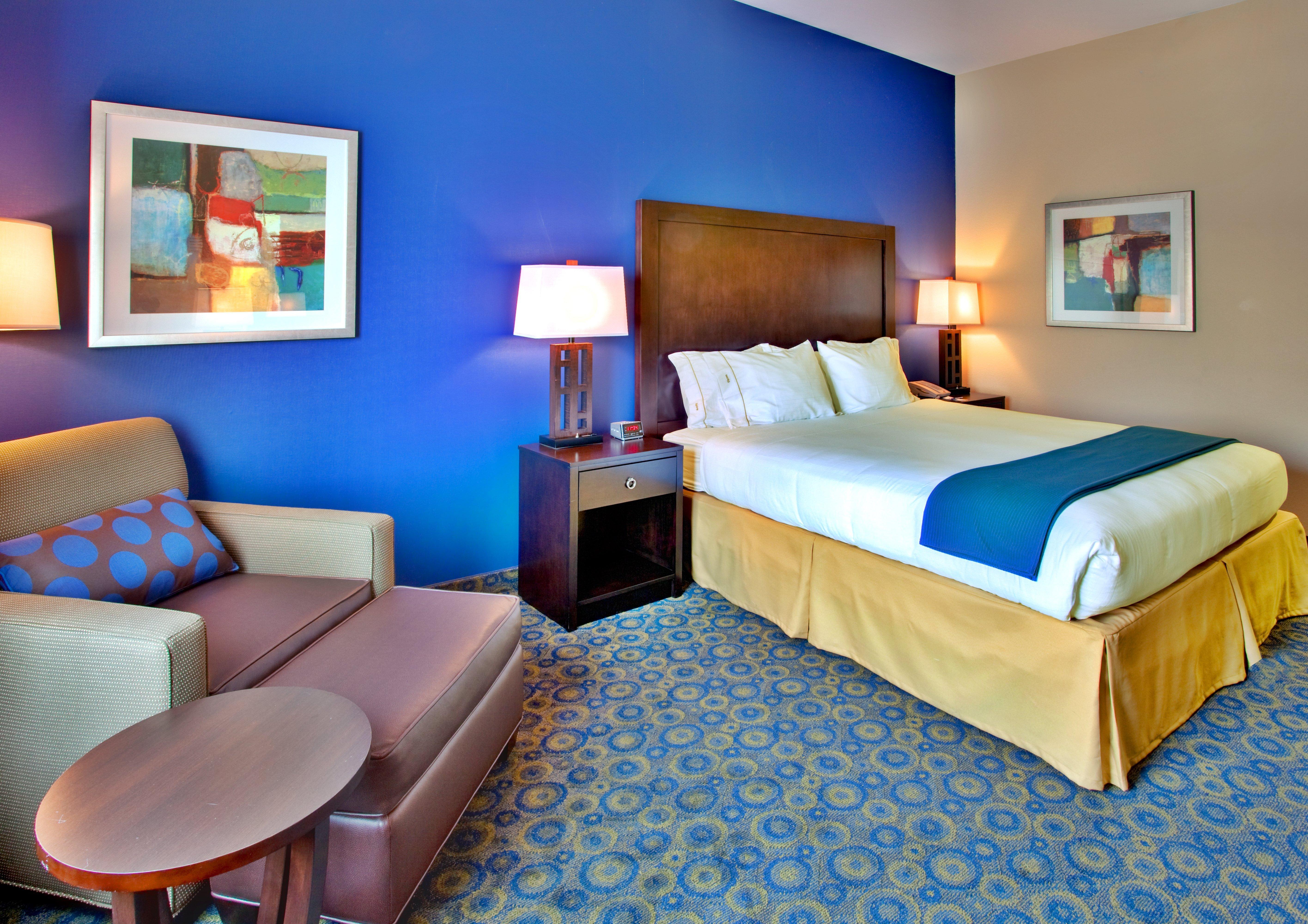 Holiday Inn Express Hotel & Suites Lake Elsinore By Ihg Exterior photo