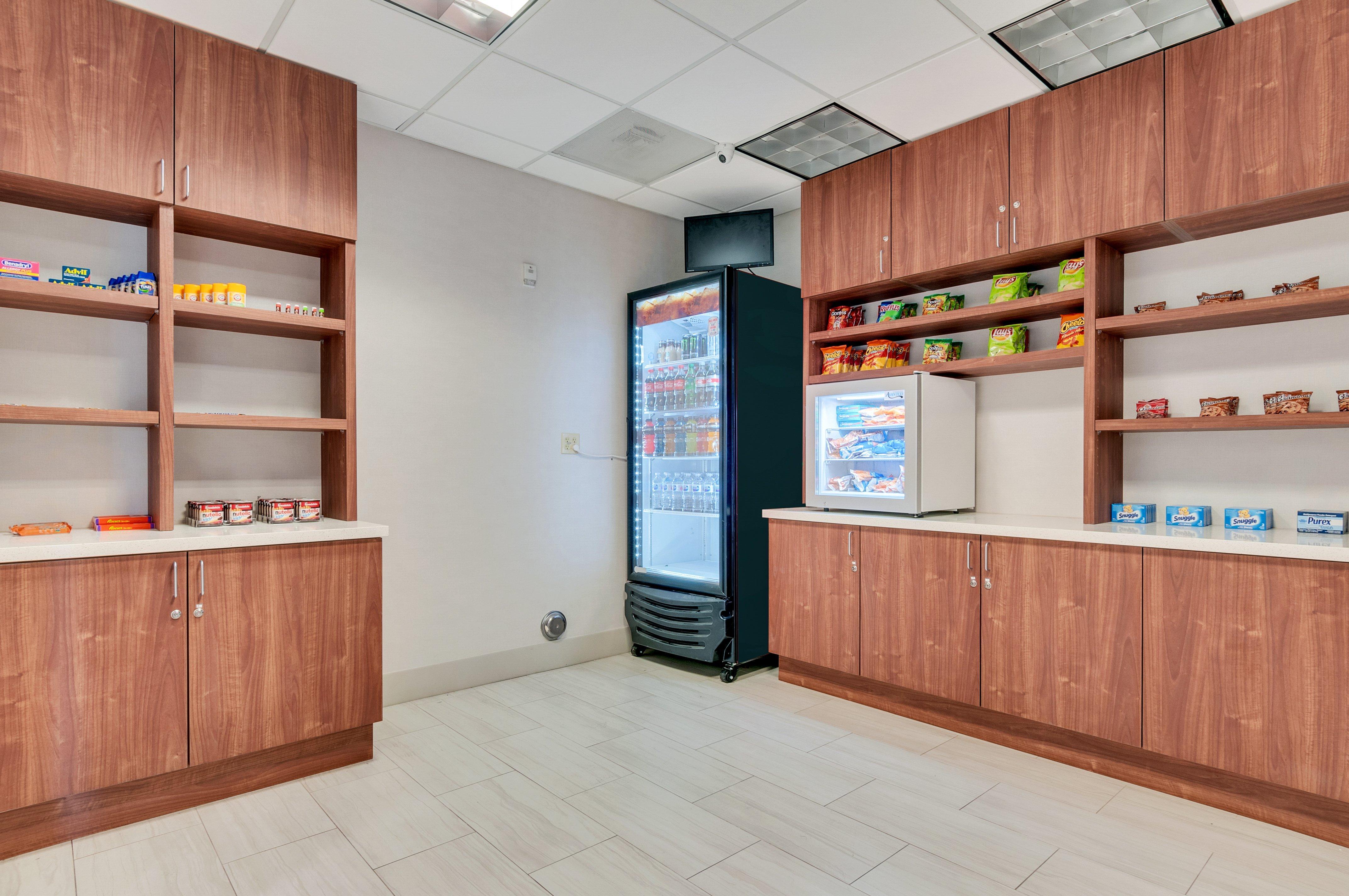 Holiday Inn Express Hotel & Suites Lake Elsinore By Ihg Exterior photo